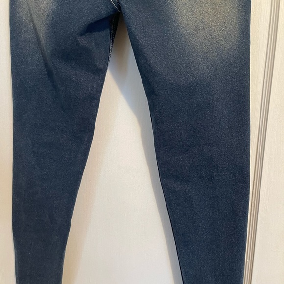 The roadster life skinny jeans - Picture 7 of 8